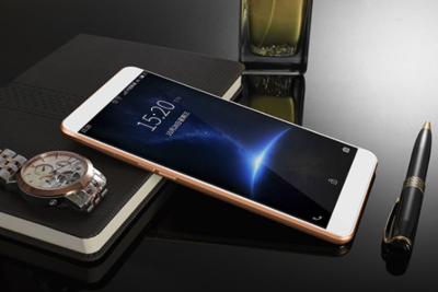 藍(lán)魔手機(jī) 以卓越研發(fā)鑄就“全國(guó)質(zhì)量信得過產(chǎn)品”榮耀